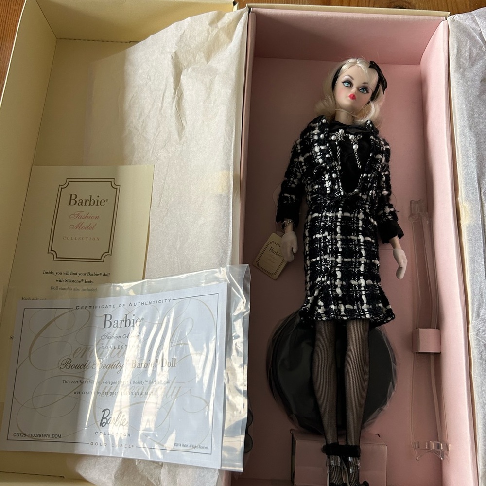 Silkstone Barbie Boucle Beauty BFMC NRFB Gold Label